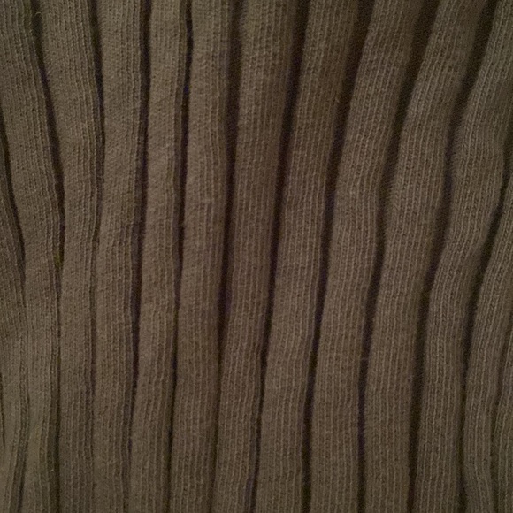 Zara Ribbed Mock Neck Longsleeve - Picture 3 of 3
